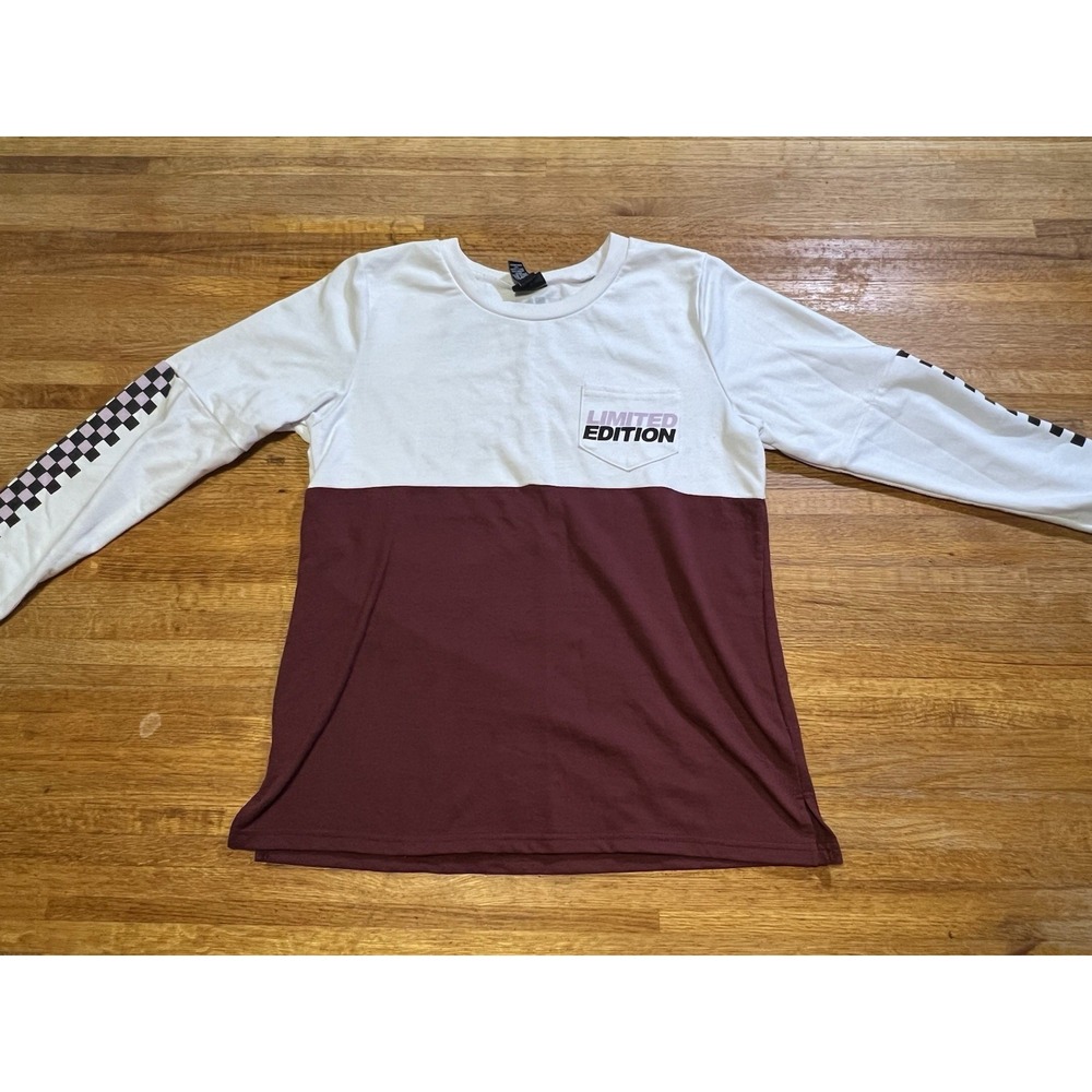 Rue 21 Women Small Maroon White Limited Edition Lightweight Pullover Sweatshirt